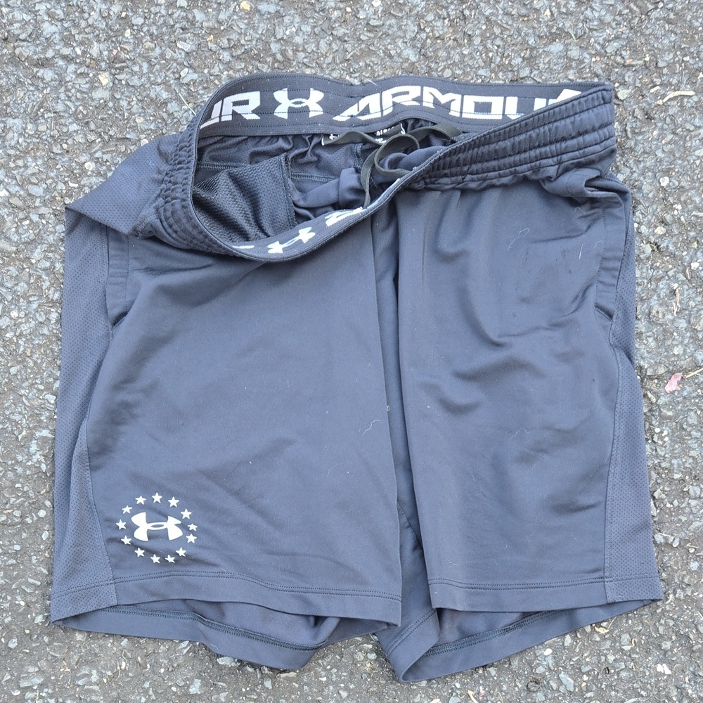 Under Armour Men's Charcoal Athletic Shorts